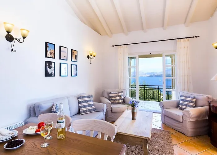Nafsika Villa *